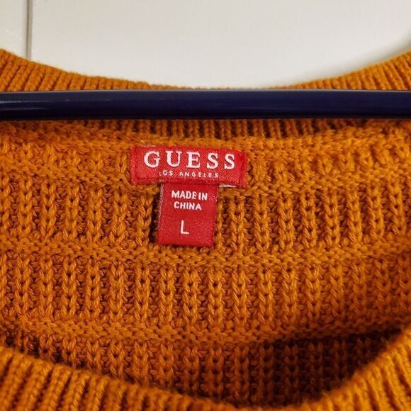 Guess sweatshirt - Picture 2 of 6